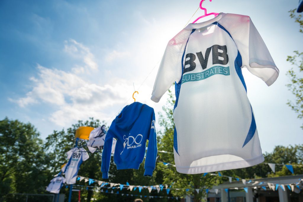 18271237814_84c14404fe_k